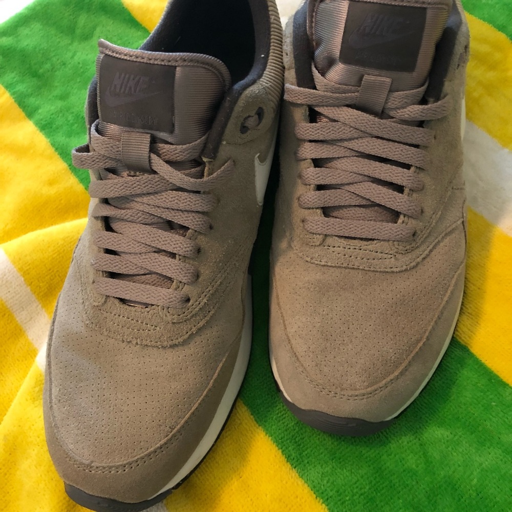 Nike Air Odyssey Leather